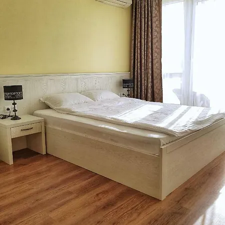 Strangerъ Apartment Sunny Beach